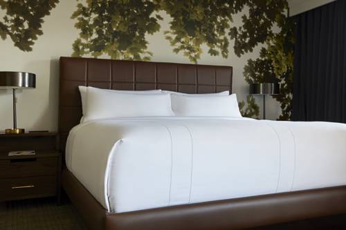 Imagen de la habitación del Hotel Westchester Marriott. Foto 7