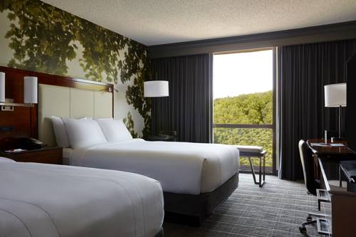Imagen de la habitación del Hotel Westchester Marriott. Foto 9