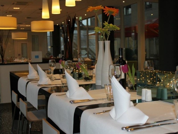 Imagen del bar/restaurante del Hotel Westcord Delft. Foto 4