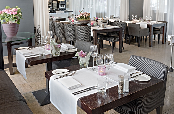 Imagen del bar/restaurante del Hotel Westcord Fashion Amsterdam. Foto 3