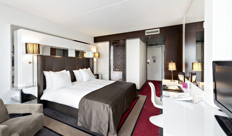 Imagen de la habitación del Hotel Westcord Fashion Amsterdam. Foto 8