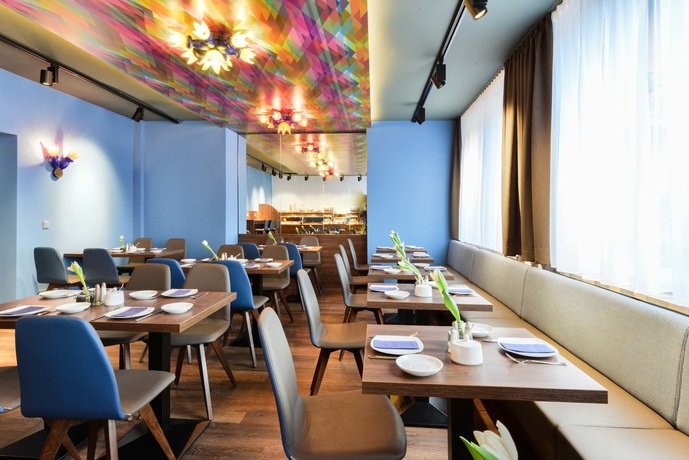 Imagen del bar/restaurante del Hotel Westend. Foto 4