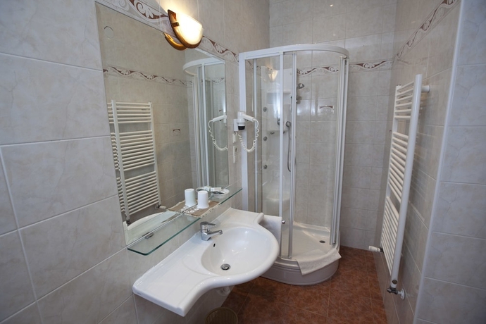 Imagen de la habitación del Hotel Westend, Merano. Foto 13