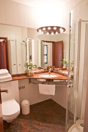 Imagen de la habitación del Hotel Westend, Nuremberg. Foto 2