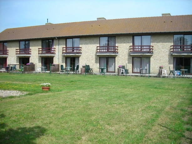 Imagen de los exteriores del Hotel Westendia. Foto 6