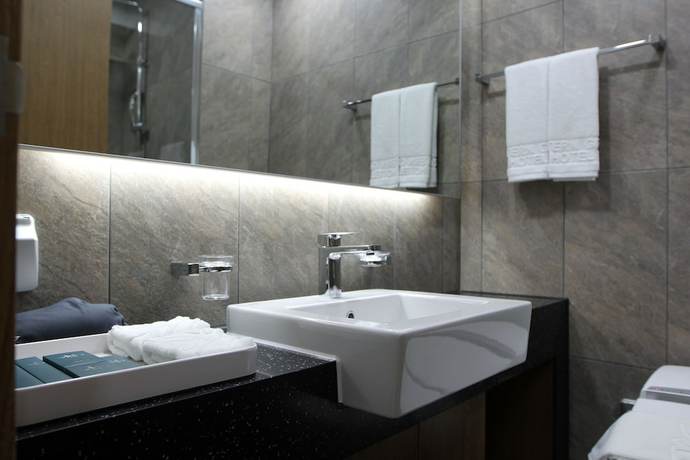 Imagen de la habitación del Hotel Western Grace. Foto 11