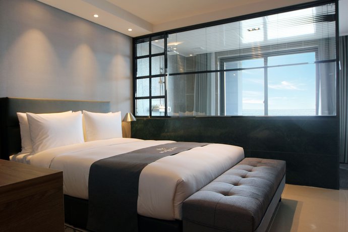 Imagen de la habitación del Hotel Western Grace. Foto 17