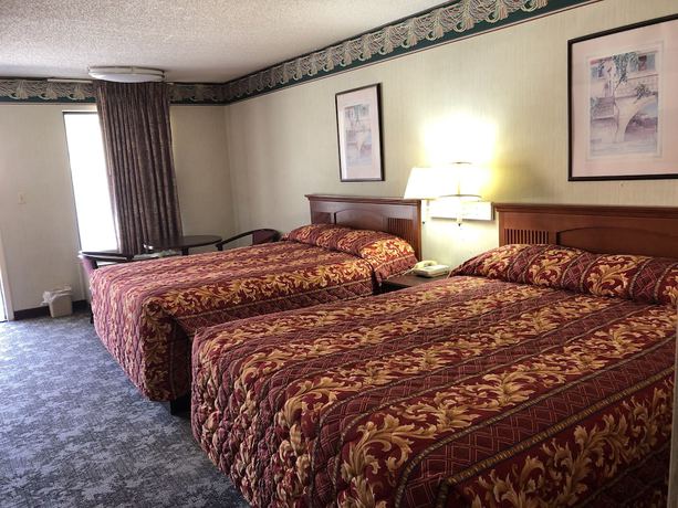 Imagen de la habitación del Hotel Western Inn, Fairburn. Foto 7