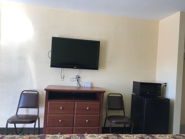 Imagen de la habitación del Hotel Western Inn, Fairburn. Foto 9