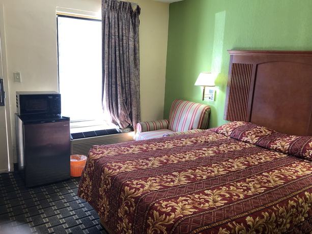 Imagen de la habitación del Hotel Western Inn, Fairburn. Foto 10