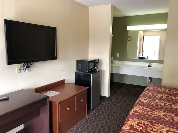 Imagen de la habitación del Hotel Western Inn, Fairburn. Foto 19