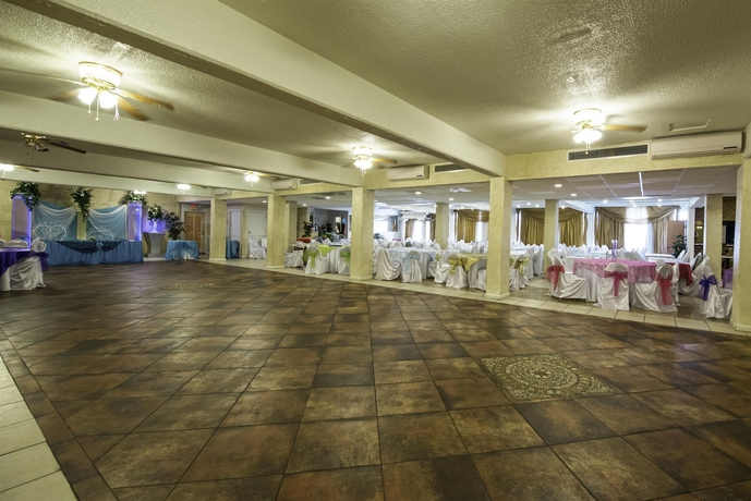 Imagen de los interiores del Hotel Western Inn Houston. Foto 10