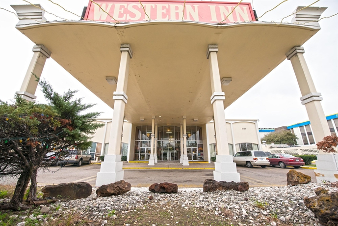 Imagen general del Hotel Western Inn Houston. Foto 5