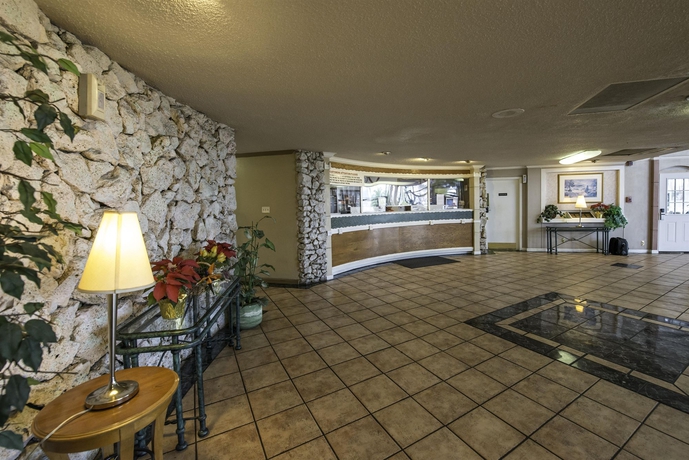 Imagen de los interiores del Hotel Western Inn Houston. Foto 11