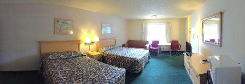 Imagen de la habitación del Hotel Western Inn Lakewood. Foto 4