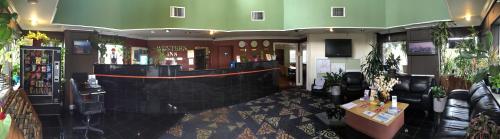 Imagen general del Hotel Western Inn Lakewood. Foto 2