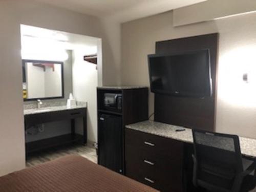 Imagen general del Hotel Western Inn Marietta. Foto 1