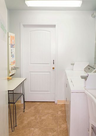 Imagen de los interiores del Hotel Western Inn Motel Billings. Foto 17