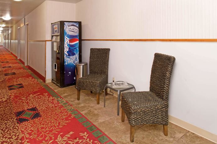 Imagen de los interiores del Hotel Western Inn Motel Billings. Foto 18