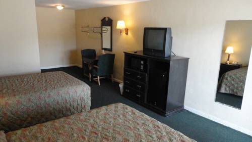 Imagen de la habitación del Hotel Western Inn - Pensacola. Foto 11