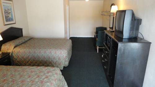 Imagen de la habitación del Hotel Western Inn - Pensacola. Foto 12
