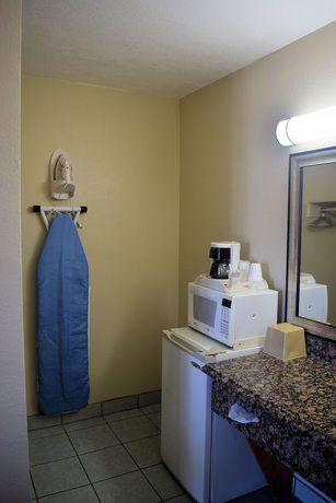 Imagen general del Hotel Western Inn and Suites. Foto 1