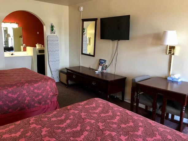 Imagen de la habitación del Hotel Western Plaza Inn. Foto 13