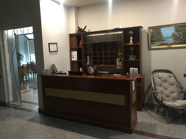 Imagen de los interiores del Hotel Western Star, Durres. Foto 20