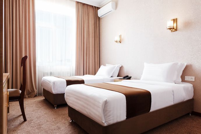 Imagen de la habitación del Hotel Western Suites. Foto 6