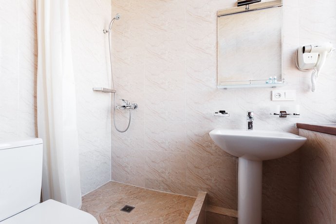 Imagen de la habitación del Hotel Western Suites. Foto 9