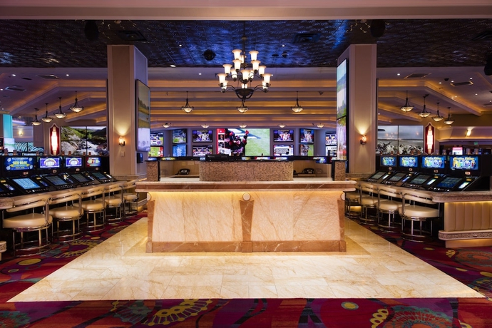 Imagen de los interiores del Hotel Western Village Inn and Casino. Foto 18