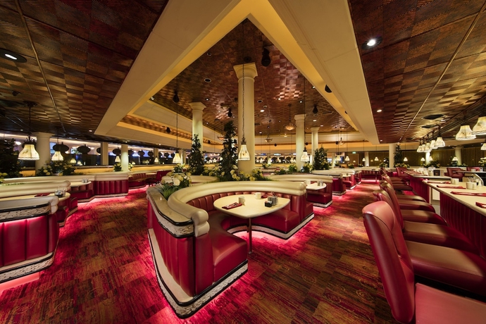 Imagen del bar/restaurante del Hotel Western Village Inn and Casino. Foto 5