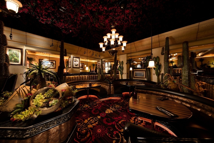 Imagen del bar/restaurante del Hotel Western Village Inn and Casino. Foto 6