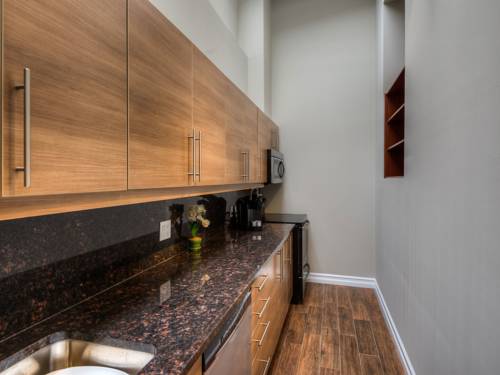 Imagen de la habitación del Hotel Western and Executive Suites. Foto 5