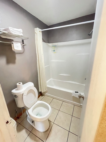 Imagen de la habitación del Hotel Westerner Motel, Port Allen. Foto 13