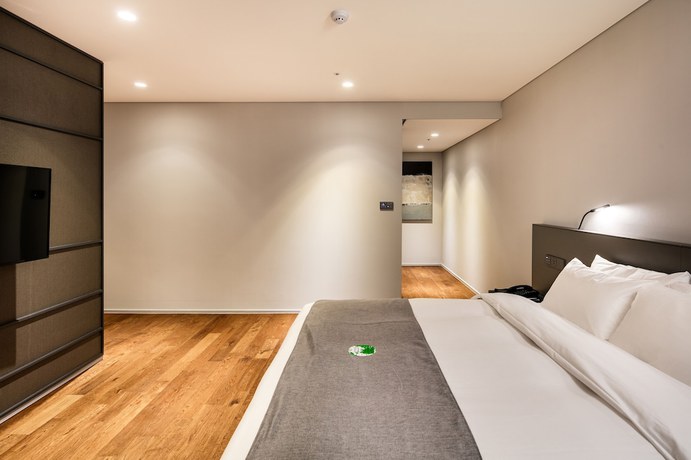 Imagen de la habitación del Hotel Westernlife. Foto 14