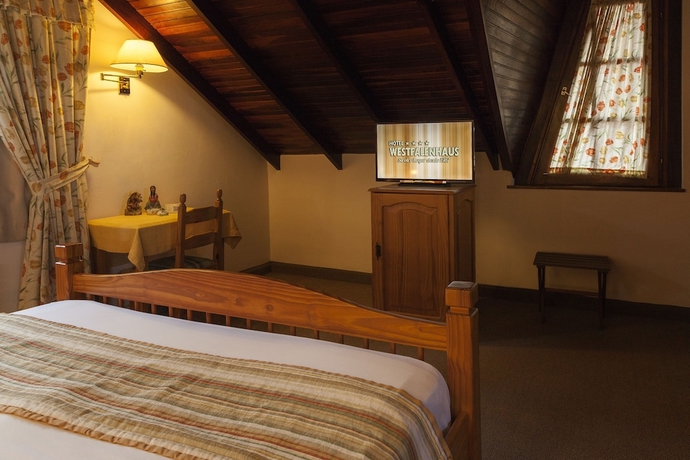 Imagen de la habitación del Hotel Westfalenhaus. Foto 17