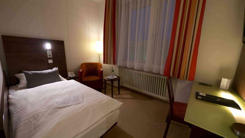 Imagen de la habitación del Hotel Westfalia. Foto 11