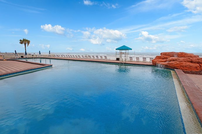 Imagen de la piscina del Hotel Westgate Harbour Beach Resort. Foto 13