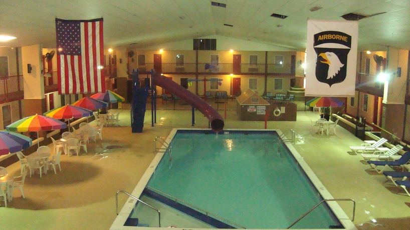 Imagen de la piscina del Hotel Westgate Inn And Suites. Foto 17
