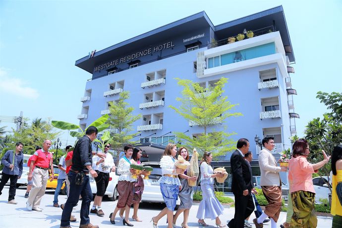 Imagen de los interiores del Hotel Westgate Residence. Foto 18