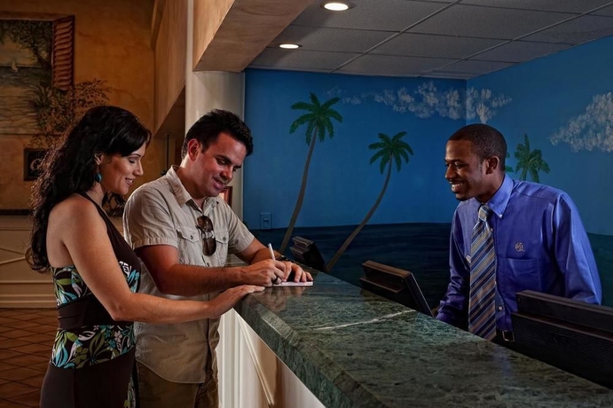 Imagen de los exteriores del Hotel Westgate Towers Resort. Foto 10