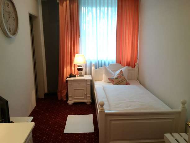 Imagen de la habitación del Hotel Westhoff. Foto 16