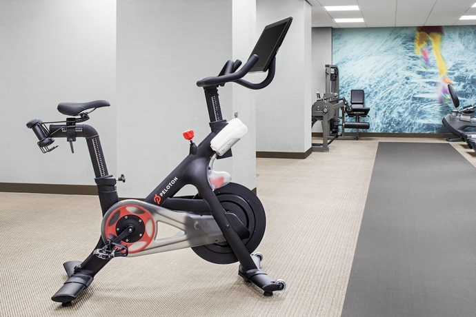 Imagen de los interiores del Hotel Westin Jersey City Newport. Foto 18