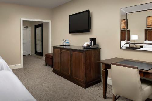 Imagen de la habitación del Hotel Westin Sacramento. Foto 11