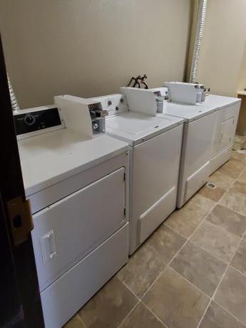 Imagen general del Hotel Westlake Inn Strathmore. Foto 5