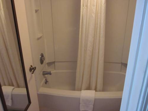 Imagen de la habitación del Hotel Westmont Inn - Lakeland. Foto 5