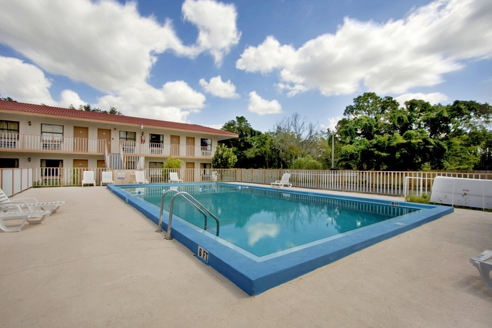 Imagen general del Hotel Westmont Inn & Suites. Foto 3