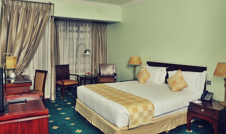 Imagen de la habitación del Hotel Weston. Foto 11