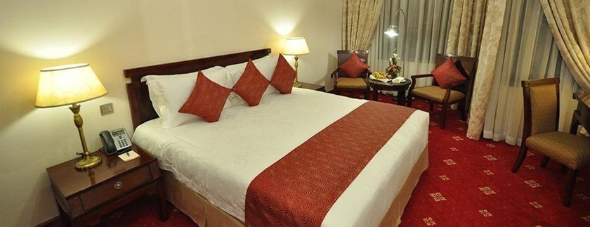 Imagen de la habitación del Hotel Weston. Foto 12